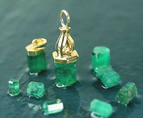 emerald pendant